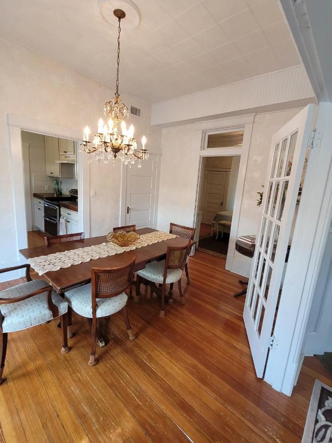 Holland House - Historic And Sophisticated Villa อัลไพน์ ภายนอก รูปภาพ